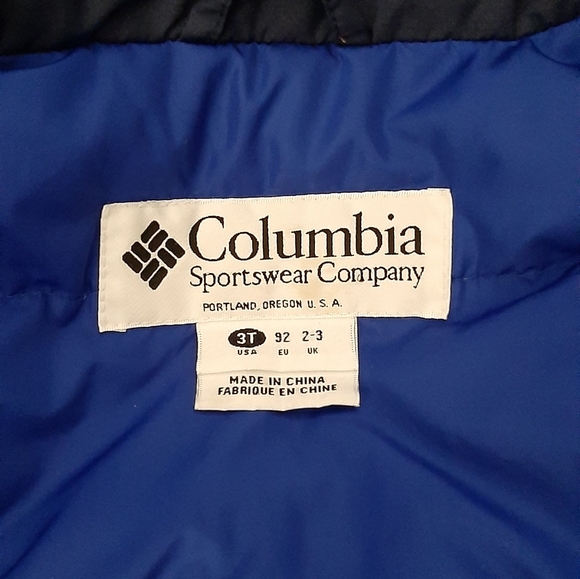 COLUMBIA SPORWEAR COMPANY BOYS COAT.SZ::3T HOODIE DETACHABLE. VERY NICE. VERY GO - Picture 3 of 7